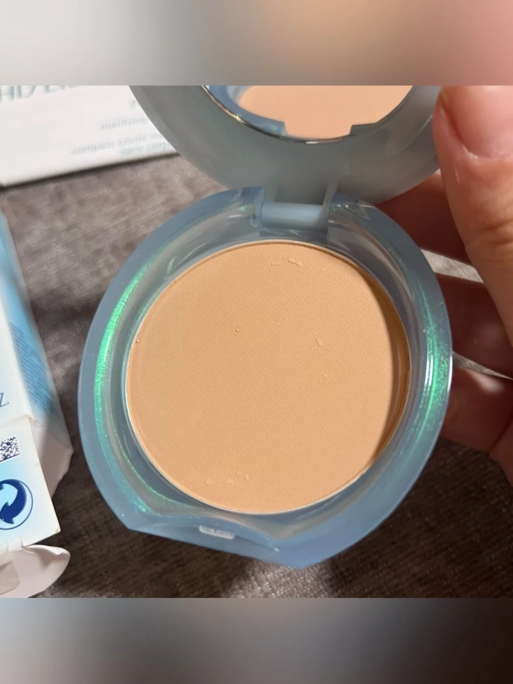Shiseido Pureness Matifying Compact Oil-Free Foundation 40 natural beige